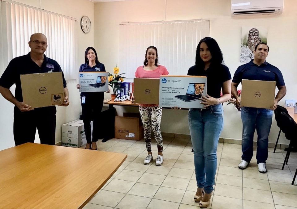 Kiwanis Club Of Aruba Laptop Donation