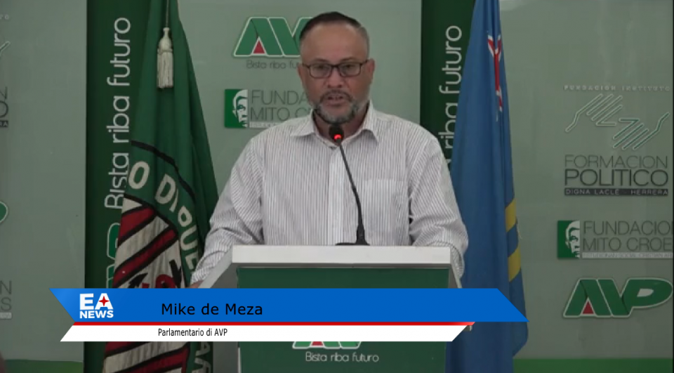 Parlamentario Mike De Meza