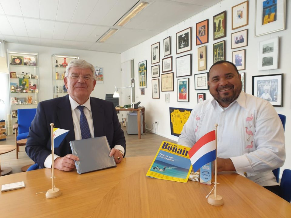 Gezagheber Rijna Burgemeester Jan Van Zanen Juni 2021