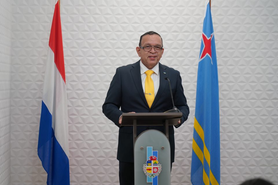 Minister Endy Croes