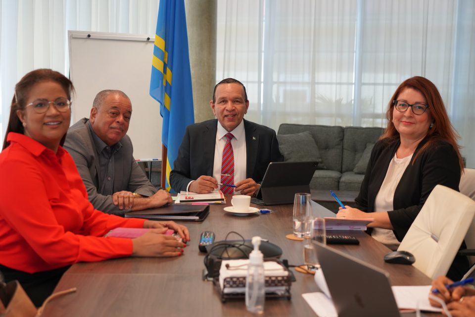 Minister Endy Croes A Reuni Cu Inspectornan Di Hulanda 2