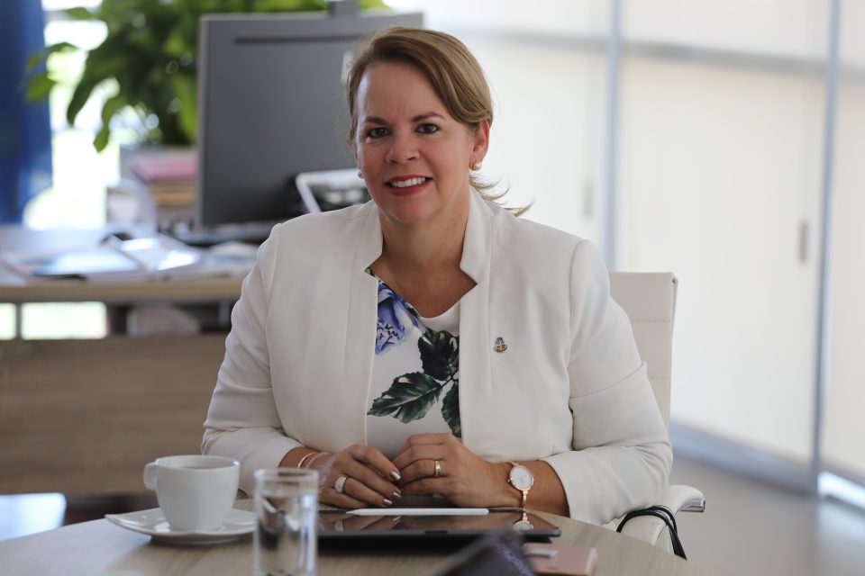 Prome Minister Evelyn Wever Croes 3