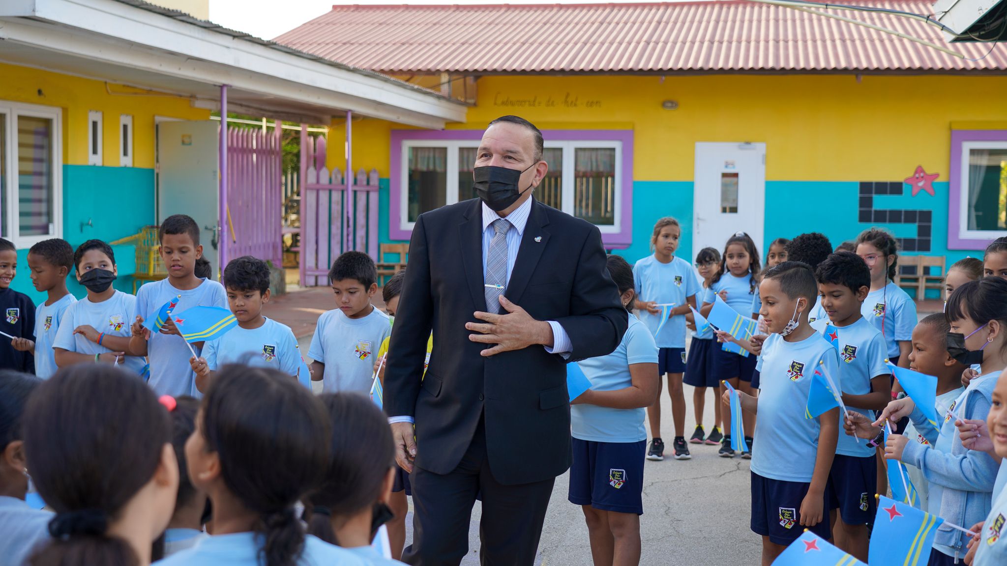 Bishita Colegio Ora Ubao6