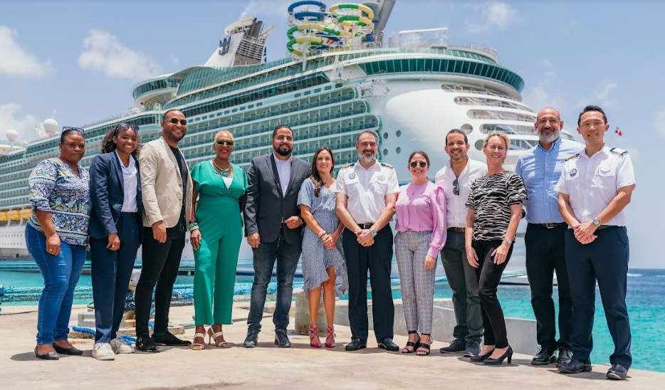 Boneiru I Royal Caribbean Group Ta Firma Mou