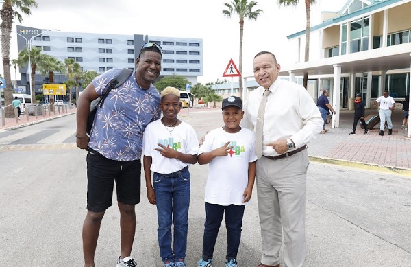 Minister Endy Croes Ta Desea Ekipo Di Blue Marlins Y Aruba Center League Hopi Exito Di Torneo Di Baseball Classic 20222