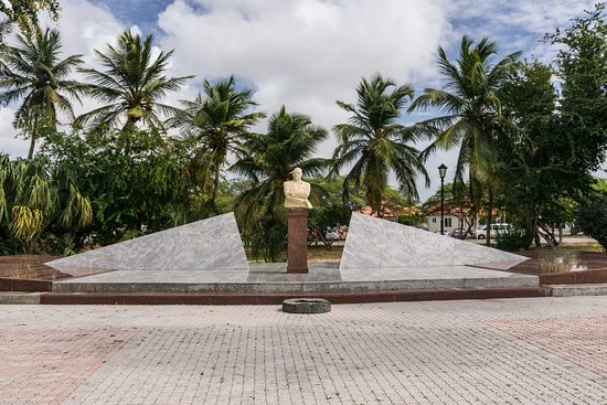 Monumento Di Aruba