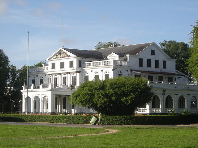 E Posibilidad Tey Pa Por Traha Hunto Cu Surinam Tin Hopi Oportunidad Pa Aruba