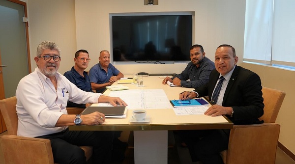 Minister Endy Croes A Reuni Cu Directiva Di Aruba Motorsports Foundation22