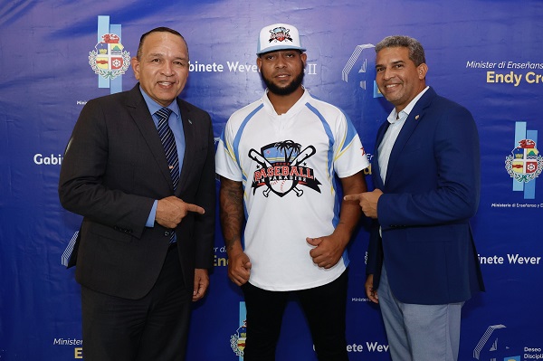 Ministerio Di Deporte Ta Duna Sosten Na E Di Dos Edicion Di Baseball In Paradise