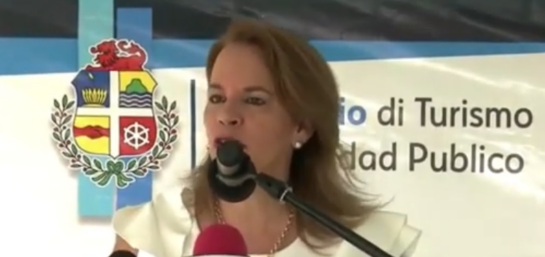 Prome Minister Evelyn Wever Croes Hooiberg Un Luga Bishita Freguente Pa Local Y Turista