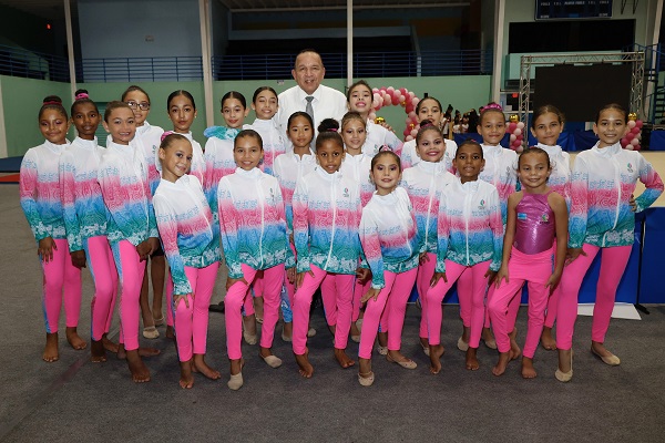 Minister Endy Croes A Hiba Palabra Na E Gran Apertura Di Aruba International Cup 2022 Rhythmic Gymnastics...3