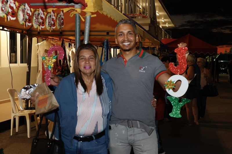 Alumnonan Di Spo Brazil Cu Un Bunita Bazaar Di Pasco...