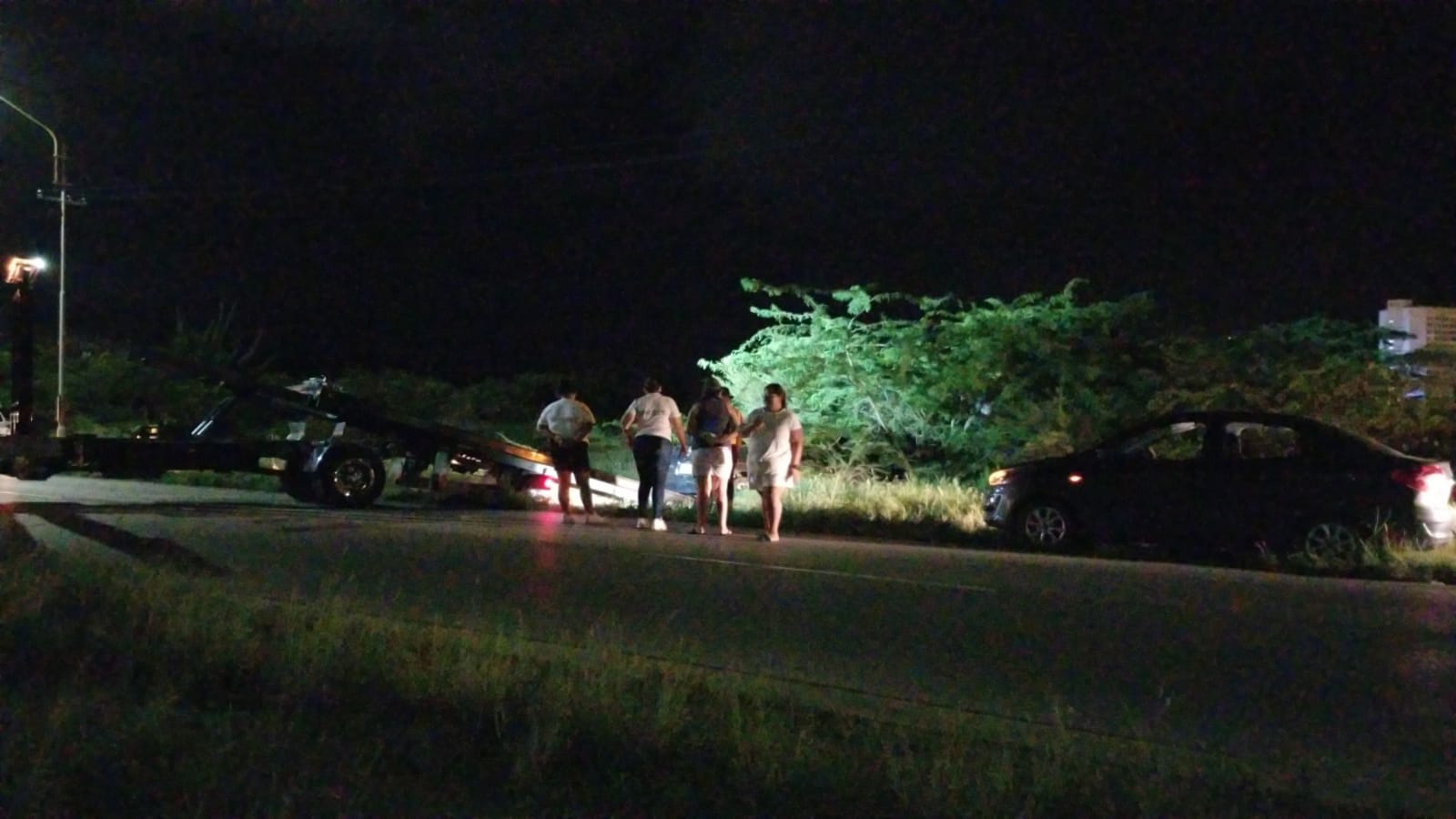 Chauffeur A Perde Control Y Pega Den Mondi Na Avenida Orlando Oduber.