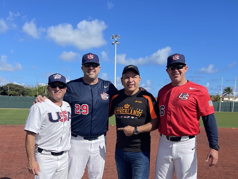 E Prome Coaching Clinic Di Usa Baseball Na Aruba Tawata Sumamente