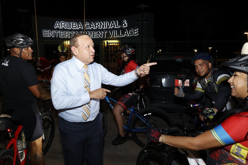 Minister Endy Croes A Bishita E Santas Ride