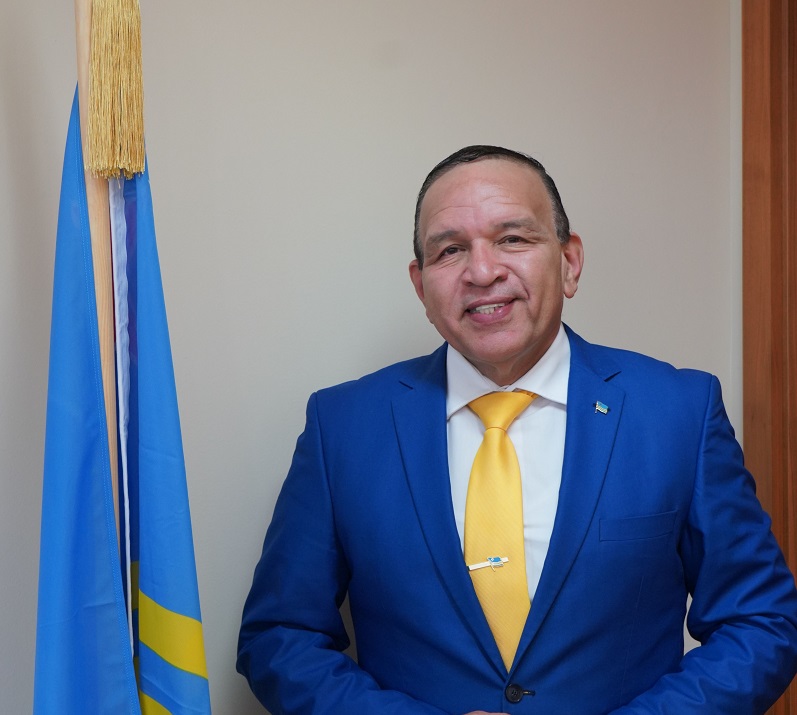 Minister Endy Croes