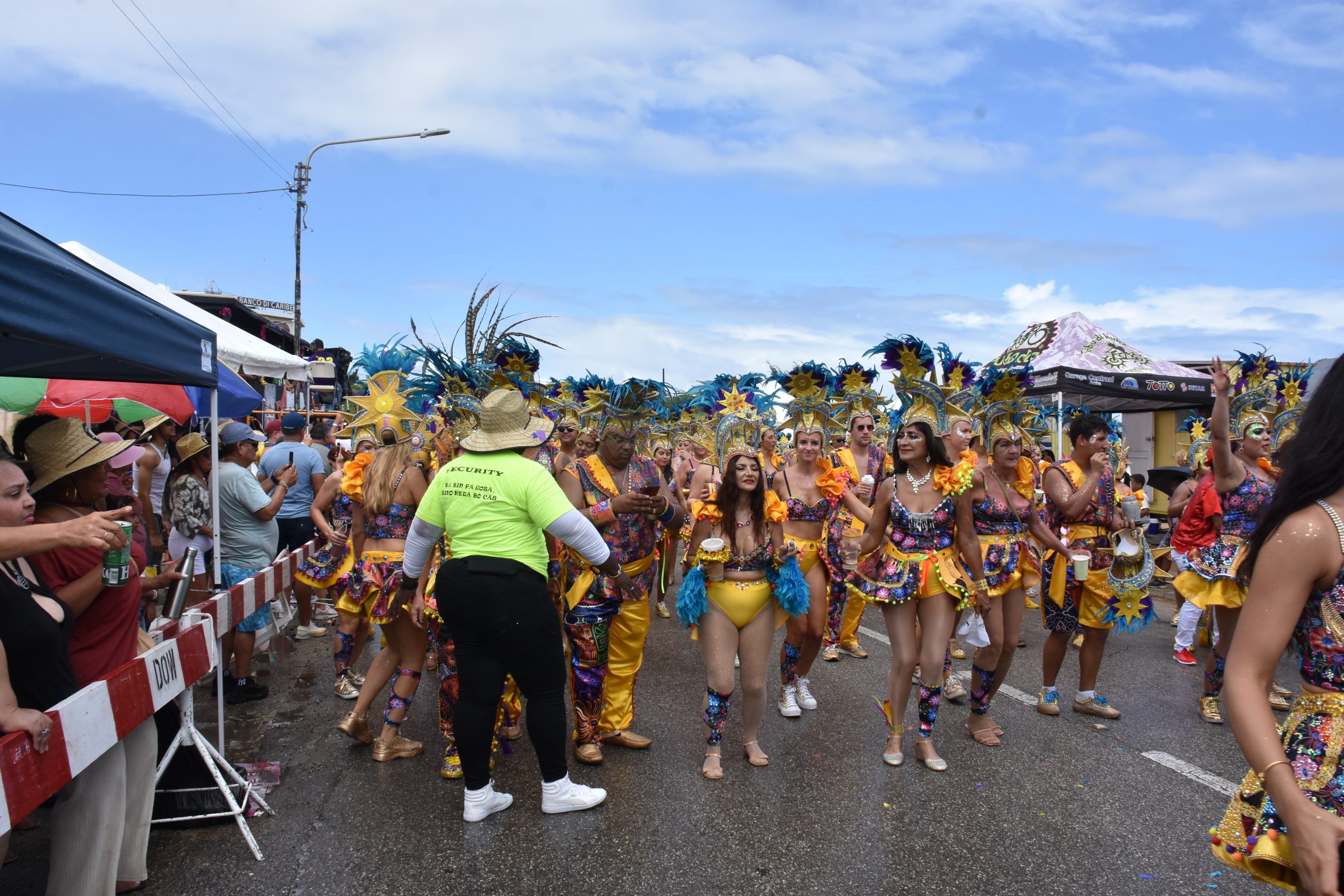 Carnaval Di Playa 100 1 Scaled