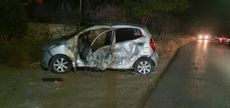 Accident Cu Dos Herido Y Hopi Dano Material Riba E Caminda Di Sero Pita Pa Tamarijn.2