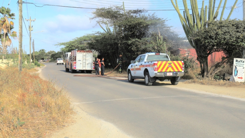 Brandweer Aruba Cu Man Yen Diamars Atardi Berghok A Kima Na Piedra Plat..6 1