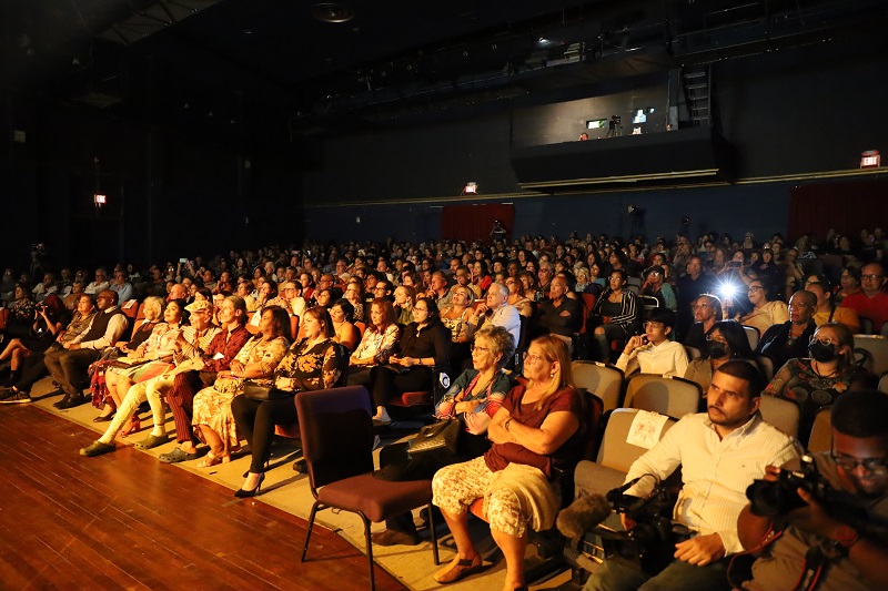 Celebracion Di Dia Mundial Di Teatro Y Entrega Di Premio Nacional..04