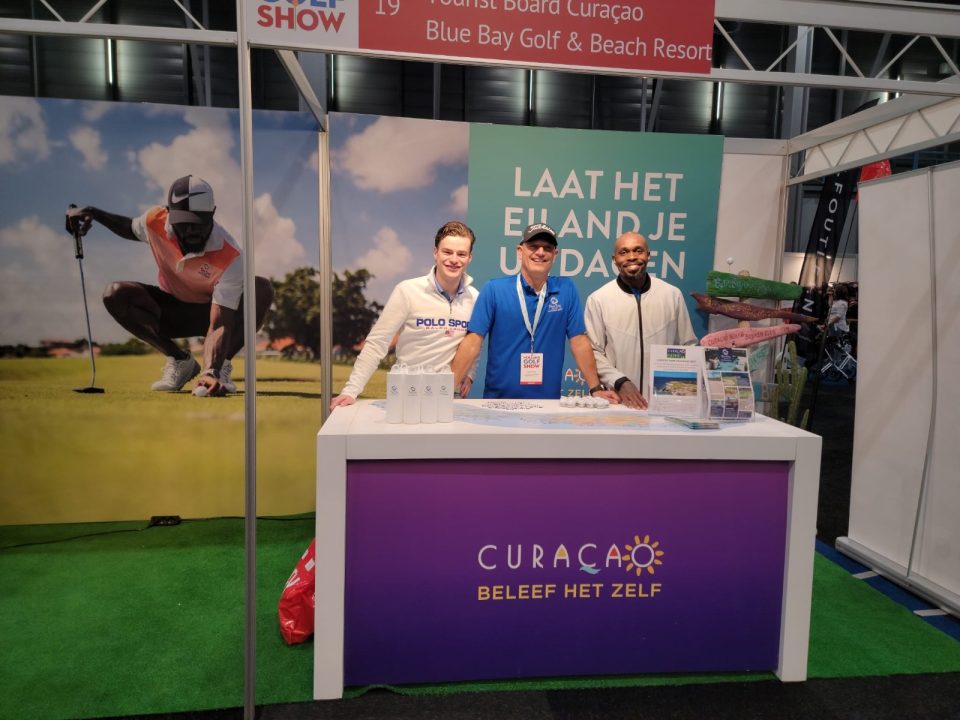 Curacao For The First Time At The Holland Golf Show..01