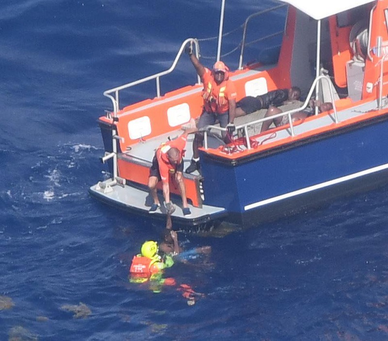 E Centro Di Operacion Maritimo Moc Di Guardia Costera Caribeno A Ricibi Peticion Pa Ayudo