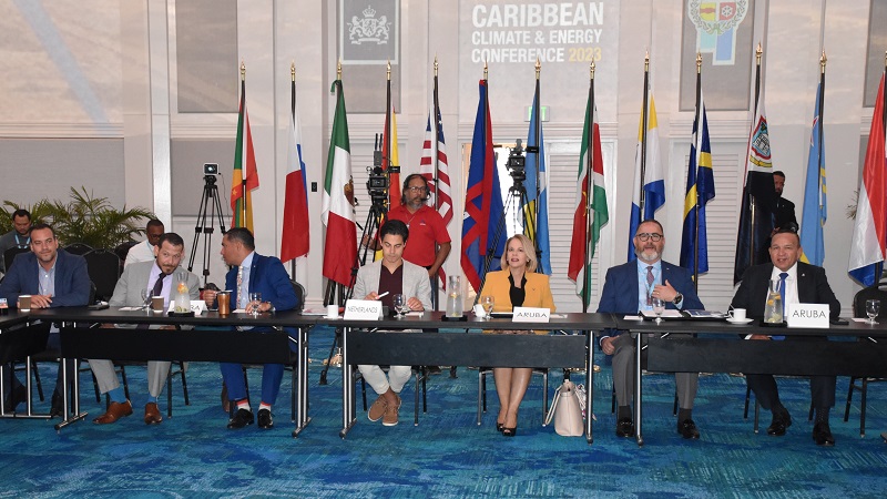 Minister Thijsen Na Clausura Di Conferencia Caribense Di Clima Y Energia.6