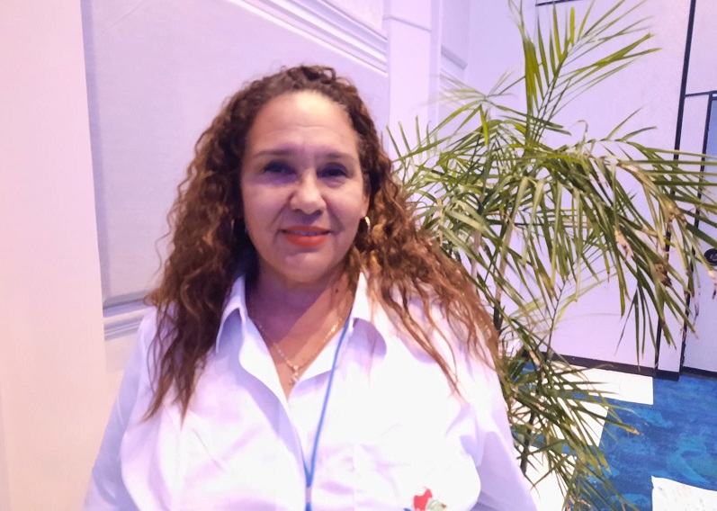 Director Di Santa Rosa Natalie Maduro