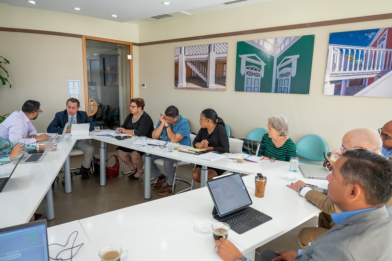 Reunion Cu Directiva Di Saba Y Raad Van Toezicht Ta Habri Dialogo Constructivo