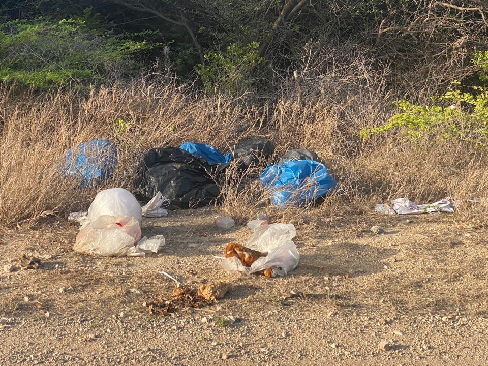 Aruba Tin Diferente Dump Chikito Rond Di Isla