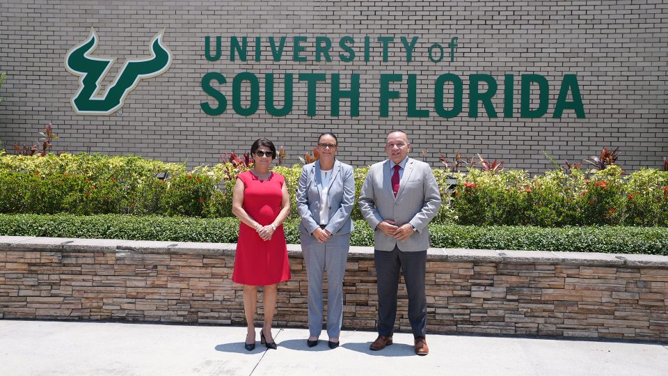 Minister Endy Croes Ta Reuni Cu E Representantenan Di University Of South Florida Na Tampa 1