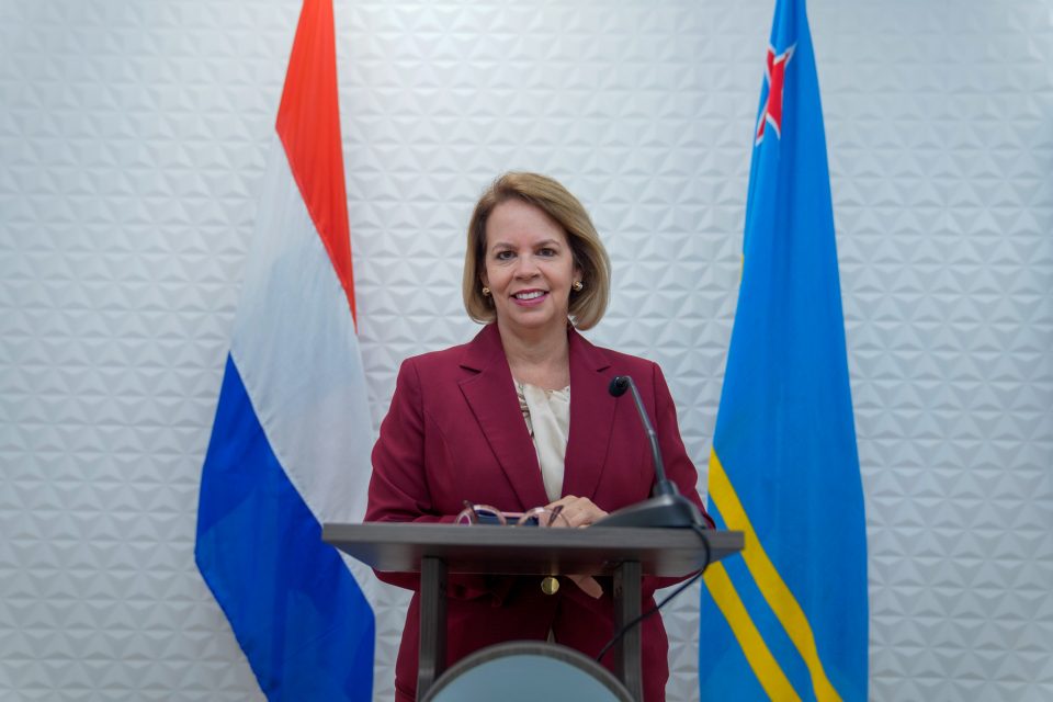 Prome Minister Evelyn Wever Cores 1