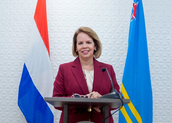 Prome Minister Evelyn Wever Croes 2