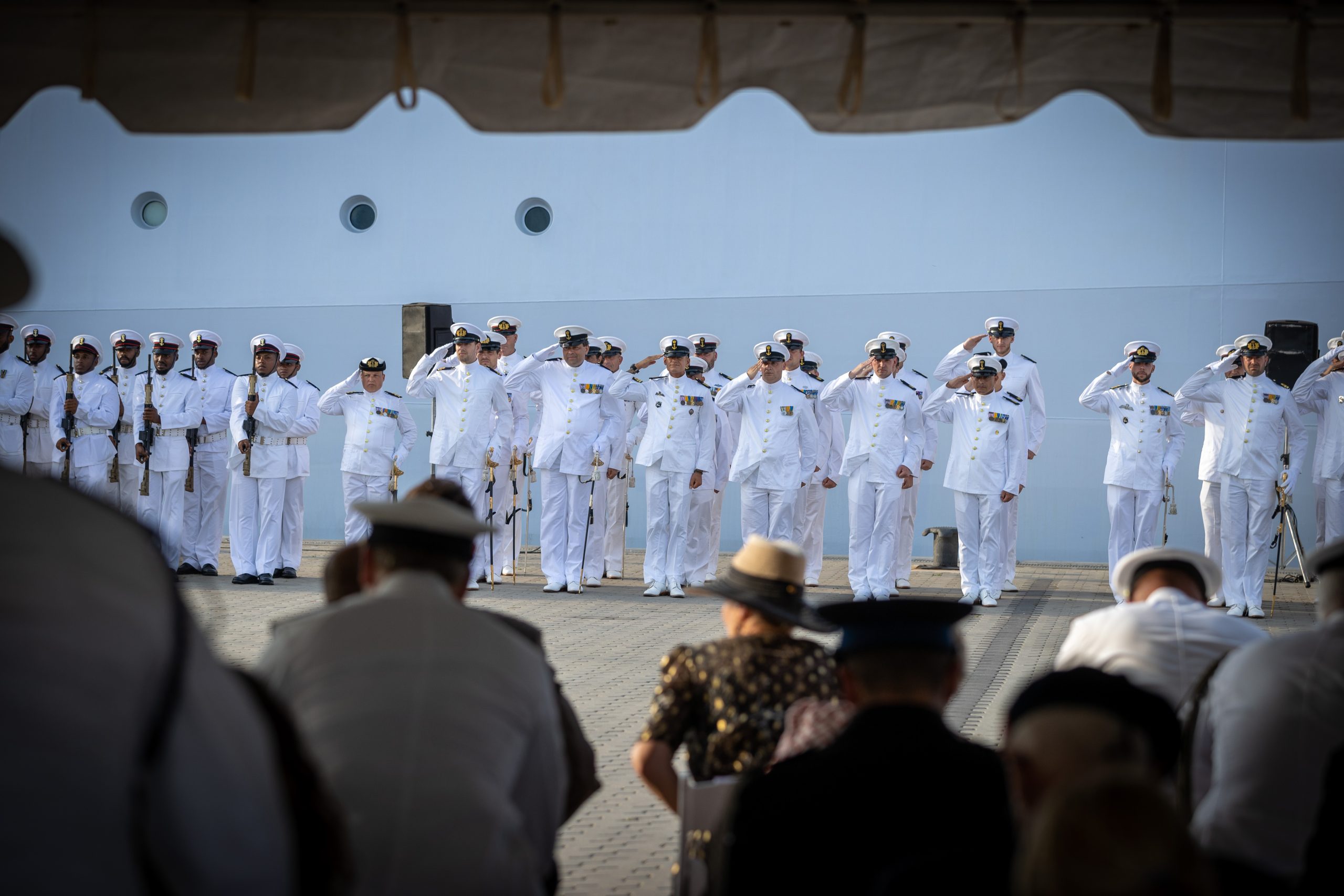 Hansen Comandante Entrante Di Forsanan Naval Den Region Caribe Hulandes 5 1 Scaled