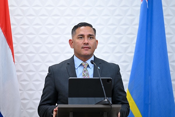 Minister Ursell Arends