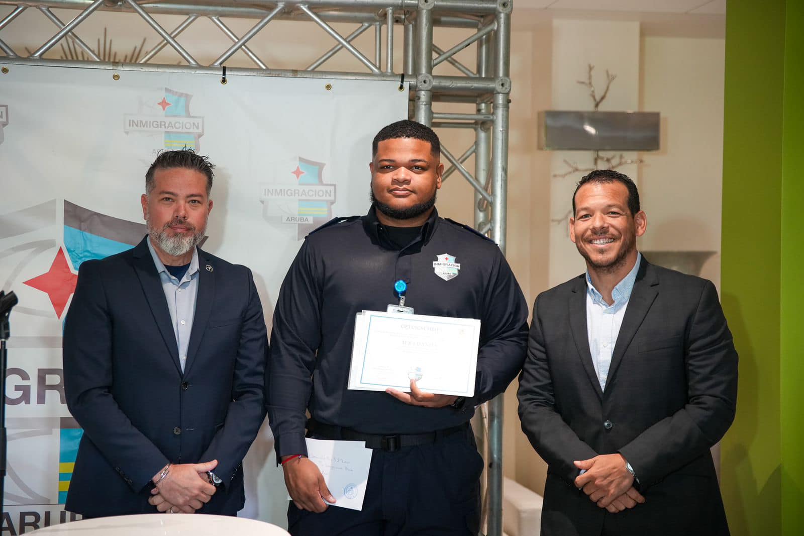 Aruba's Immigration Corps becomes official after 10 years - EA News Aruba