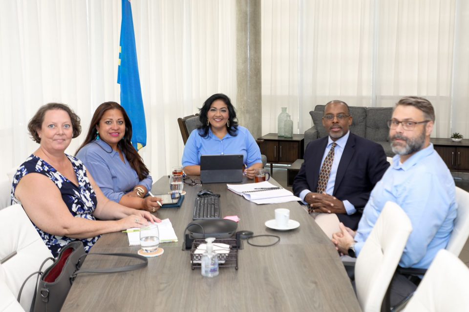 Eng The Minister Met With The Unesco 1