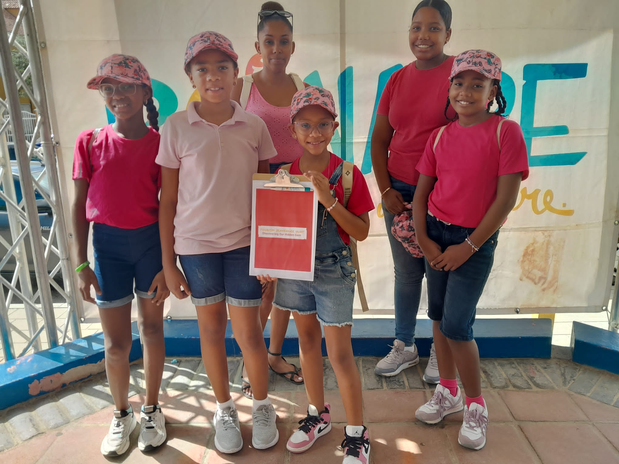 Eng Tourism Corporation Bonaire Organizes A Successful Scavenger Hunt 2