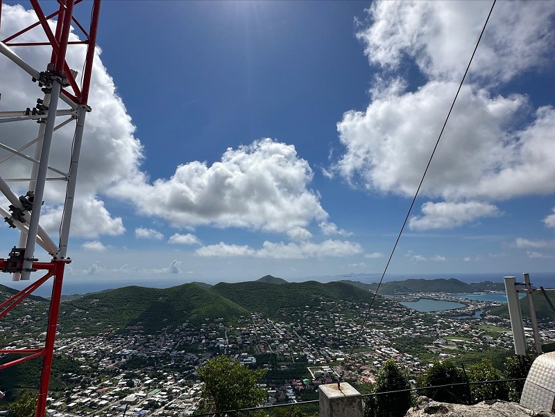 Pap Prome Minister Silveria Jacobs A Haci Bishita Na Rada Nobo Riba Punta Di St. Peters Hill Di St Maarten .2 1