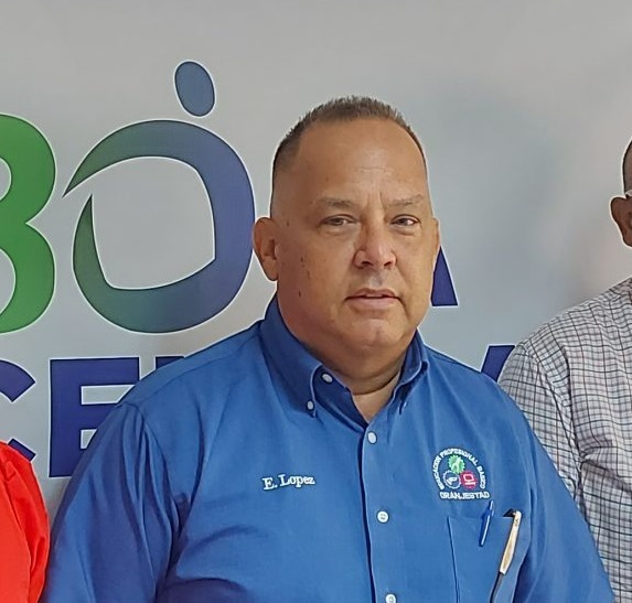 Erwin Lopez Director Di Epb Oranjestad.2