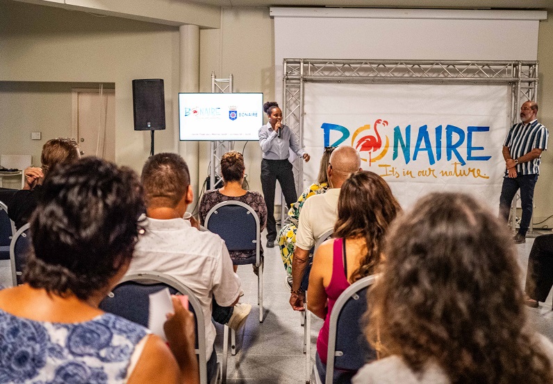 Tourism Corporation Bonaire A Organisa Cruise Town Hall Meeting 1