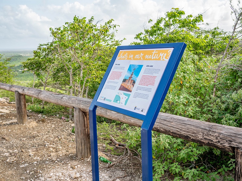 Tourism Corporation Bonaire Ta Lansa Proyekto Di Senalisashon Na Boneiru ‘Whats In Our Nature Pa Mehora Eksperensia Di Nos Hendenan I Di Bishitantenan Di Boneiru.2