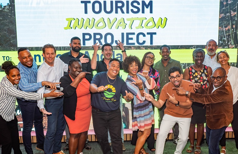 Anthony Angila A Gana 10.000 Den Tourism Innovation Project Shark Tank Di Tcb Ku Su Proyekto Di ‘Kunuku Life