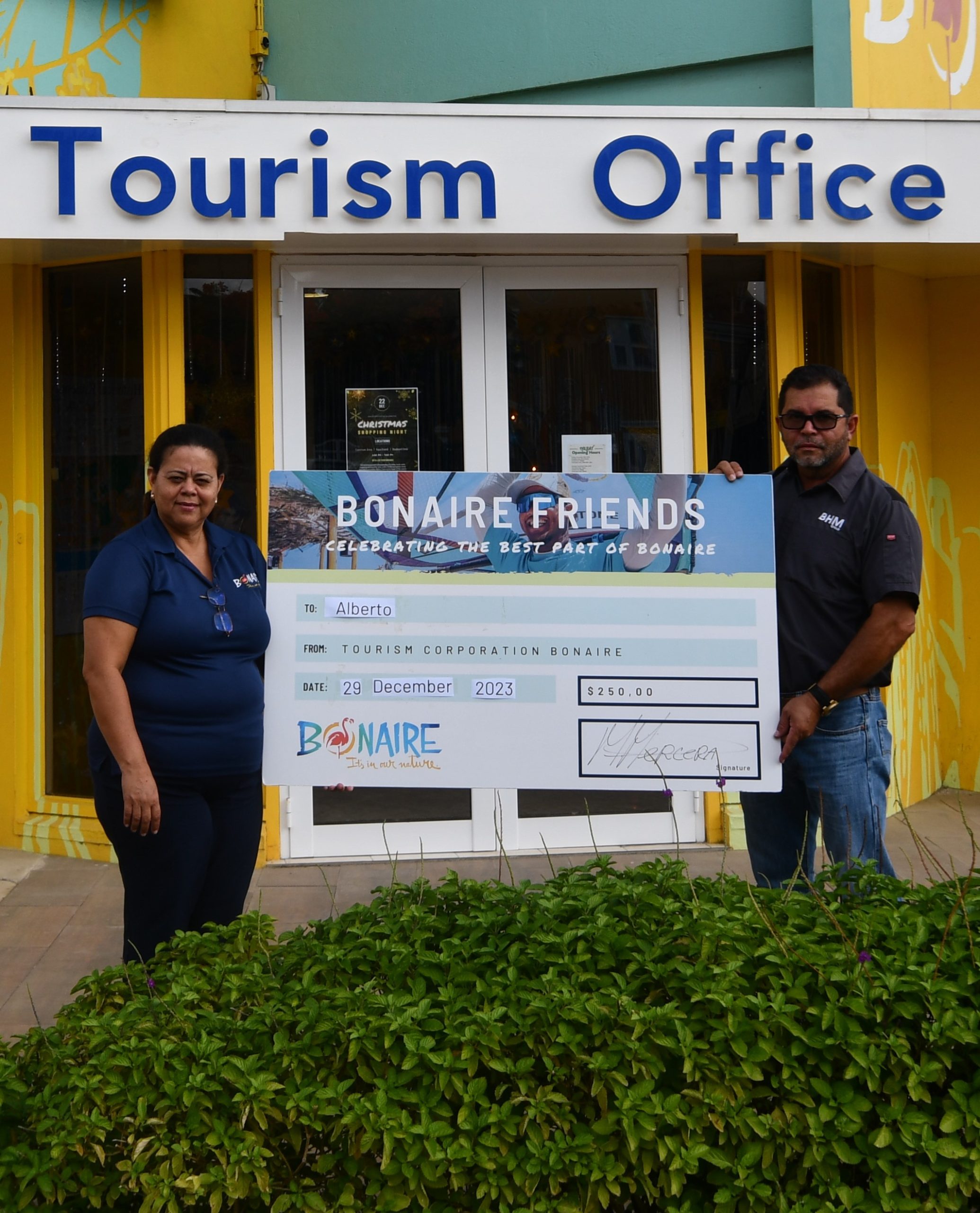 E Programa Di Bonaire Friends Di Tcb Ta Rekonose Kontribushonnan Ekselente Na Turismo Di Boneiru Scaled
