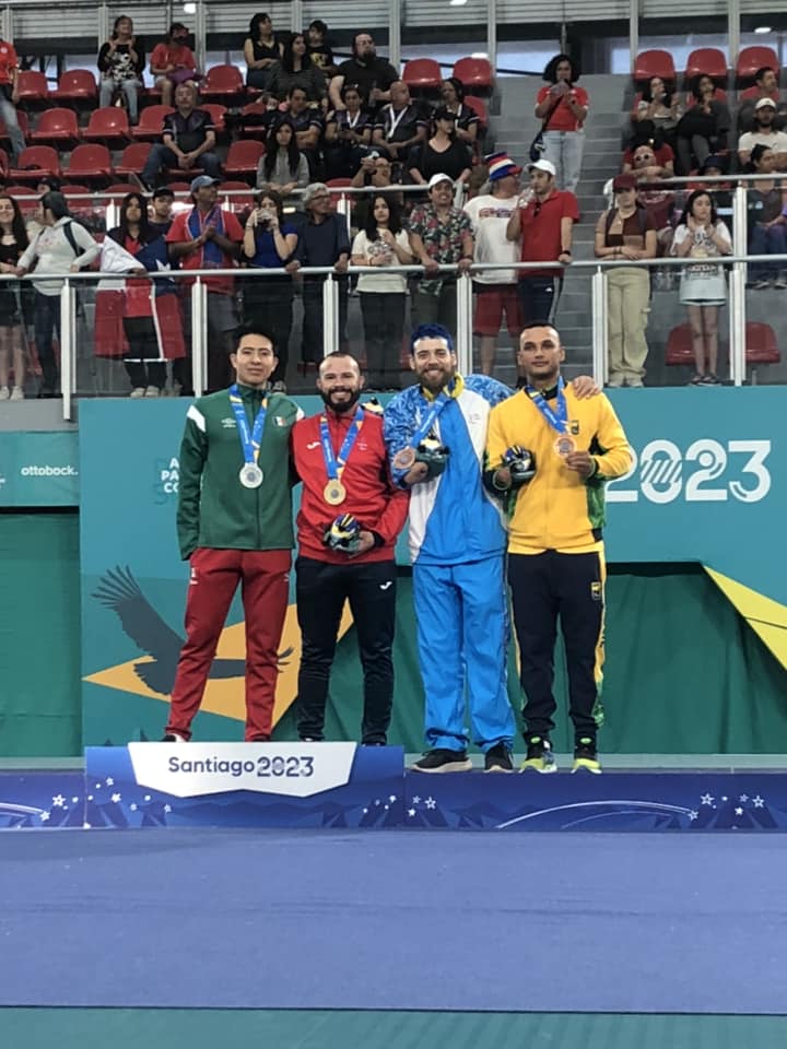 Elton Loonstra A Marca Historia Pa Aruba Den Weganan Di Para Panamericano.3