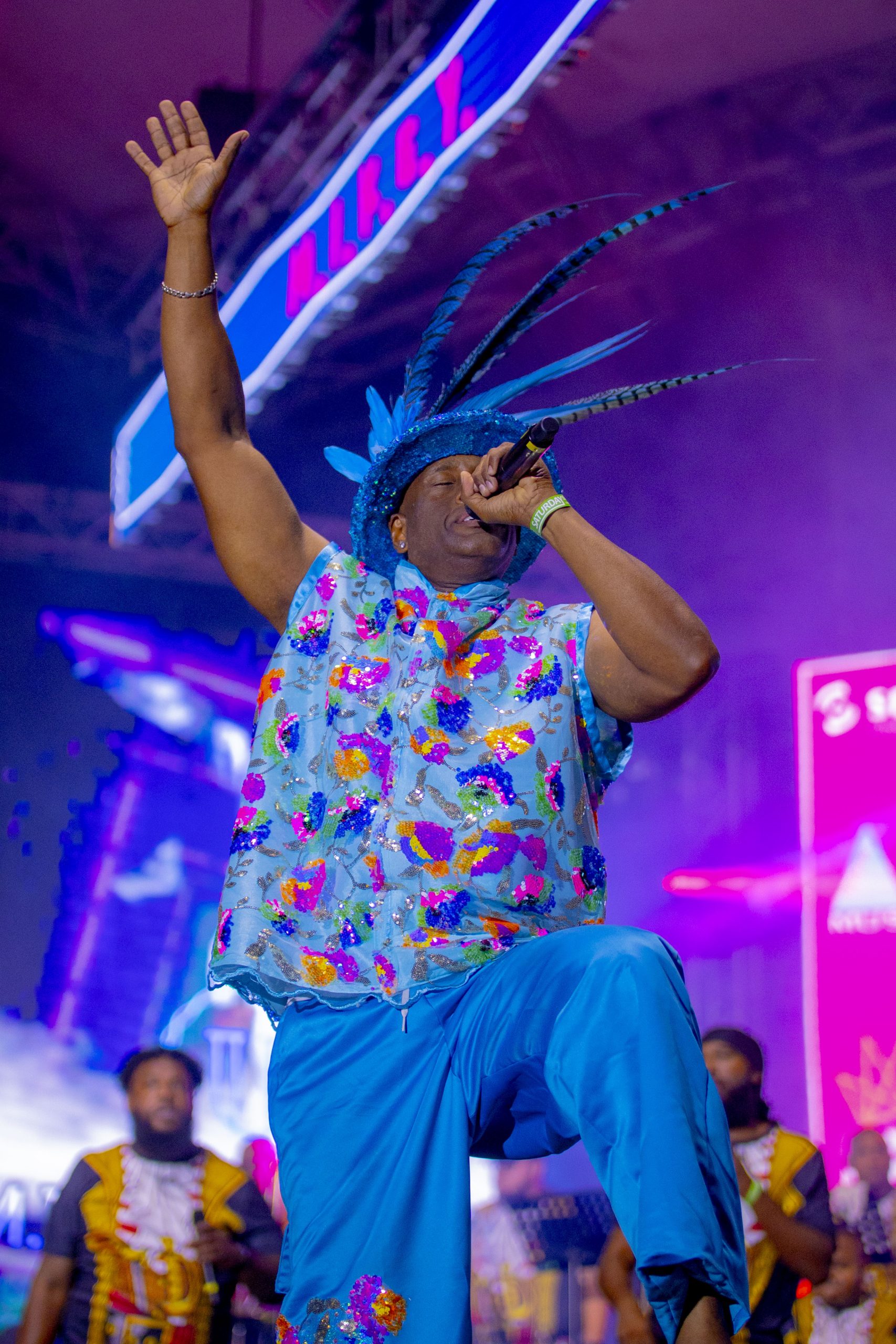 Aruba Bank Ta Promove Musica Y Cultura Como Sponsor Principal Di Aruba Caiso Soca Monarch Pa Carnival 70.24 Scaled