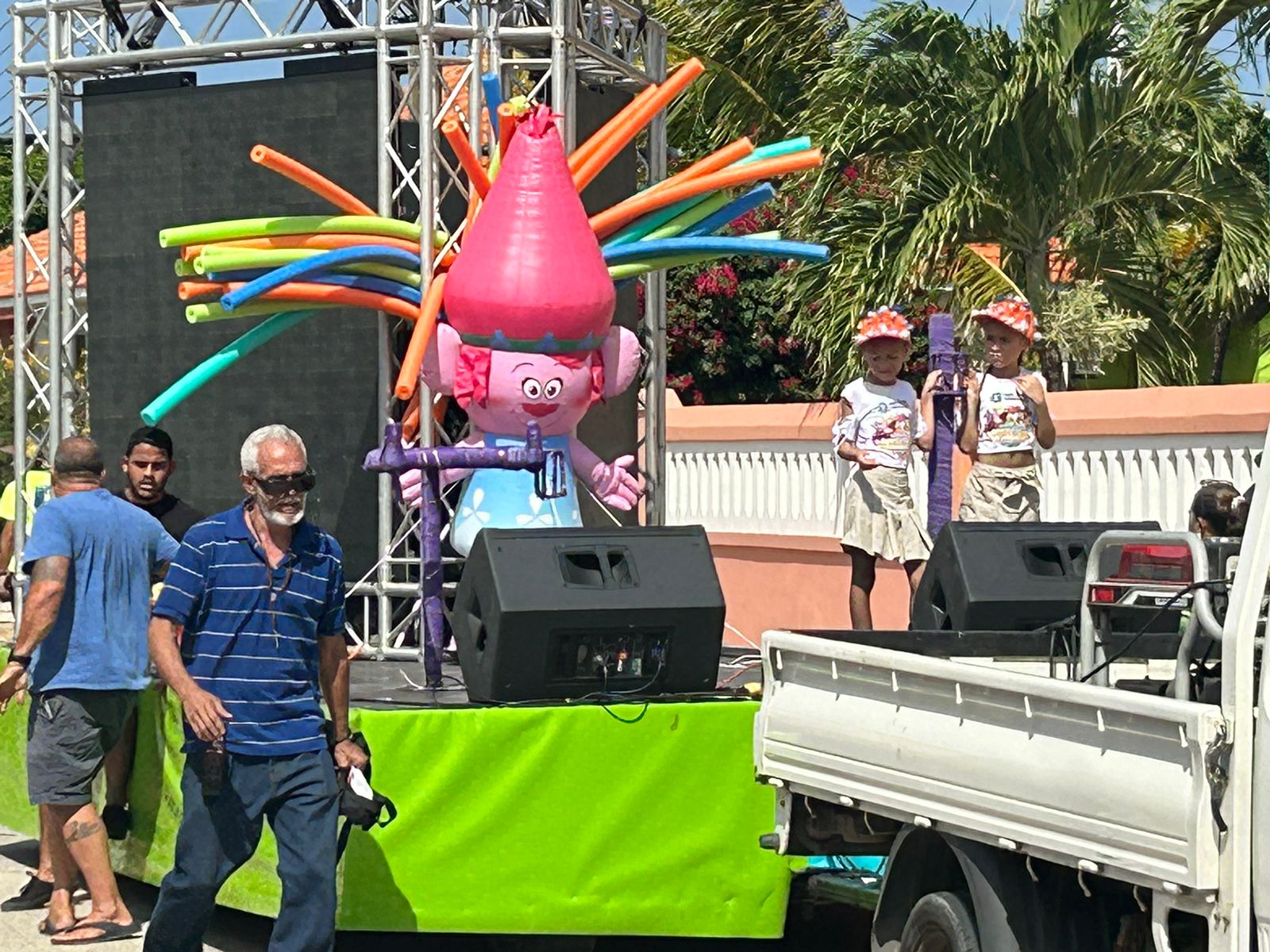 Carnaval Di Fantasia Na San Nicolas6