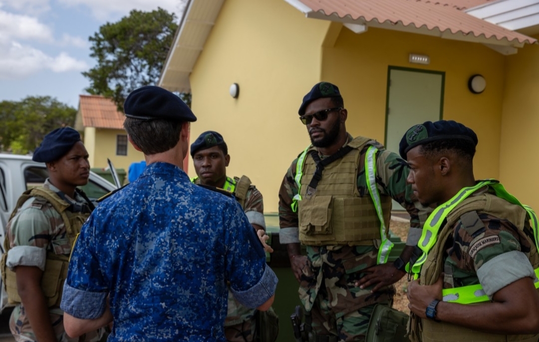 Sekretaro General Di Defensa A Hasi Un Bishita Na Islanan Abc