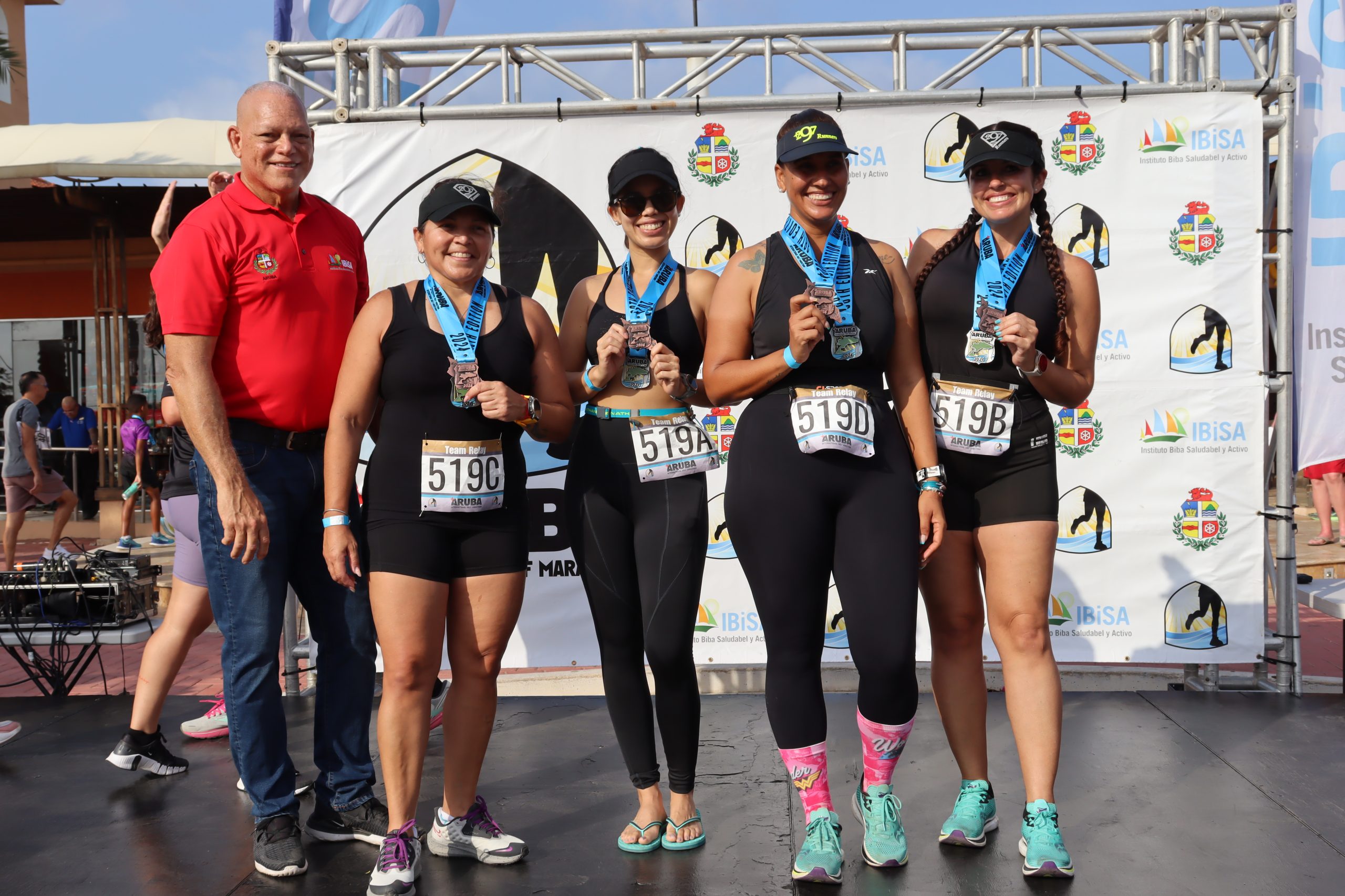 Alexander Hodge Y Lana Gobert Ganadornan Absoluto Di 38 Aruba International Half Marathon.6 Scaled