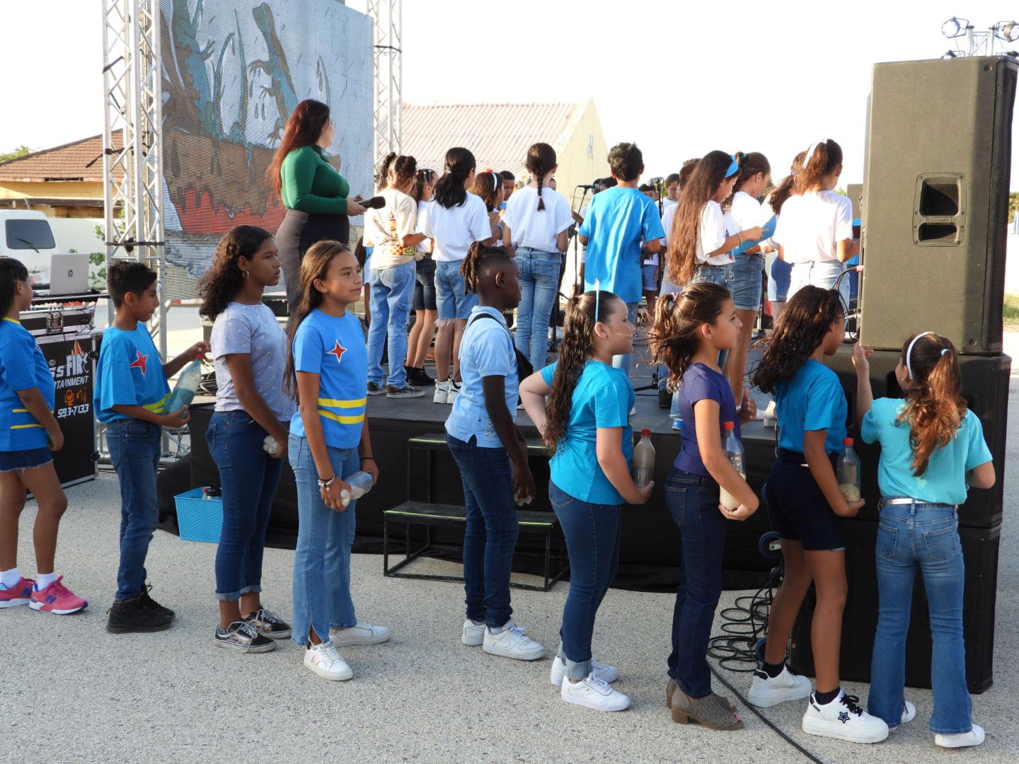 Colegio Sagrado Curason A Celebra Dia Di Himno Y Bandera Cu Un Ambiente Unico 1